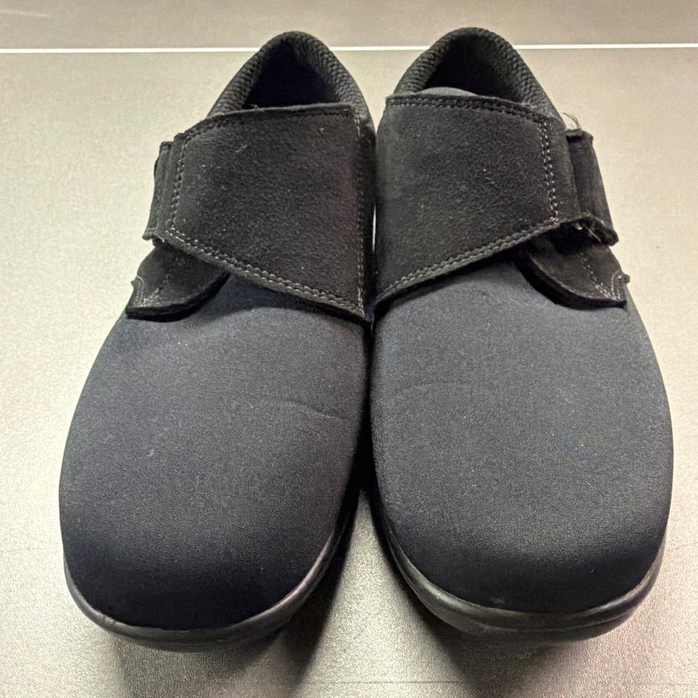 Women Black Hook‎ and Loop Walking Shoes Size 9.5B Medium grandmacore minimalist